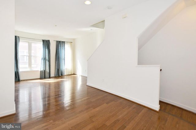 538 REGENT PL NE, Washington, DC 20017