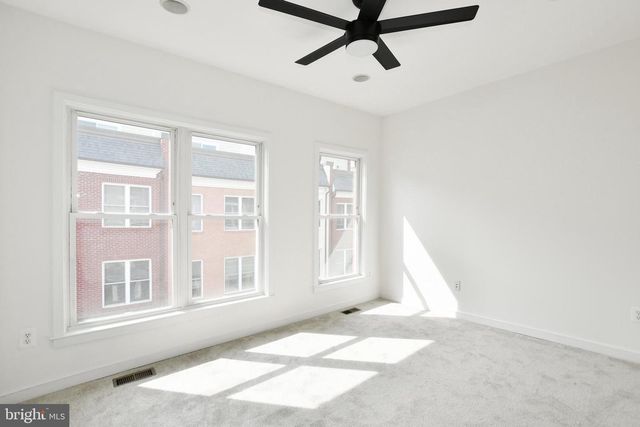 538 REGENT PL NE, Washington, DC 20017