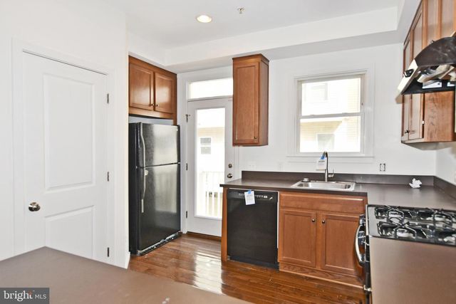 538 REGENT PL NE, Washington, DC 20017