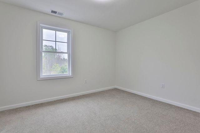 66 Crestview Way, Raymond, NH 03077