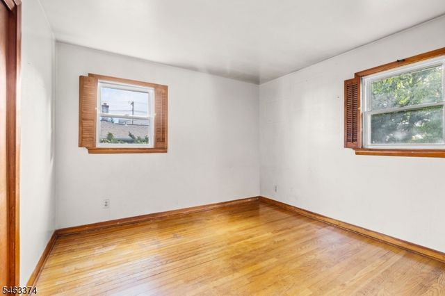 78 Garden St, Wood-ridge Boro, NJ 07075