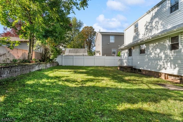 78 Garden St, Wood-ridge Boro, NJ 07075