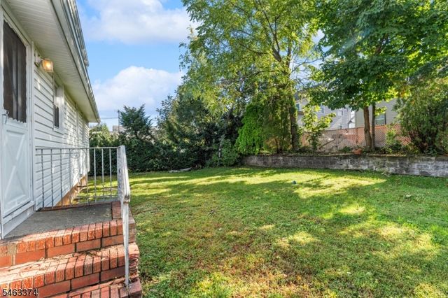 78 Garden St, Wood-ridge Boro, NJ 07075