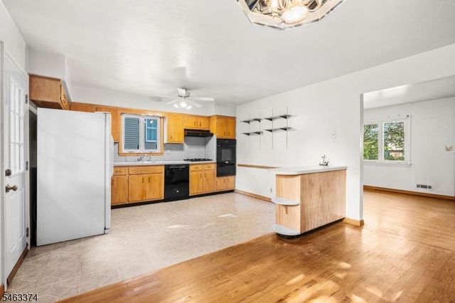 78 Garden St, Wood-ridge Boro, NJ 07075