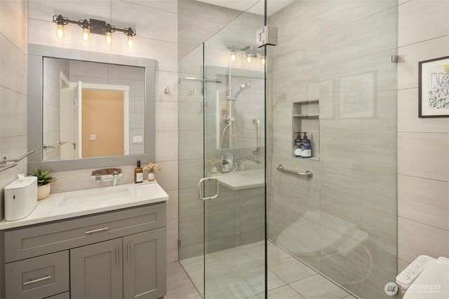 213 245th Place NE, Sammamish, WA 98074