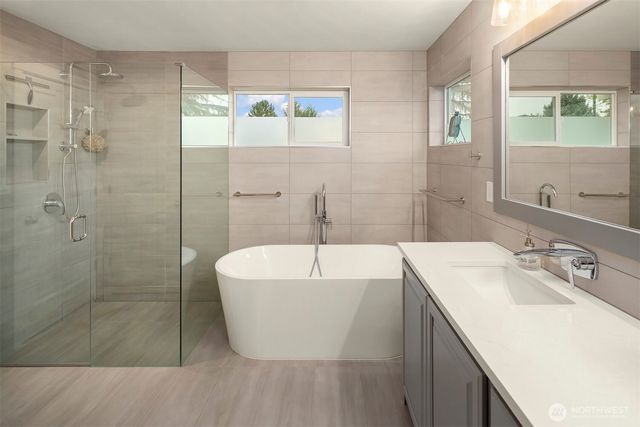 213 245th Place NE, Sammamish, WA 98074