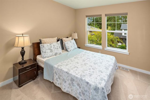 213 245th Place NE, Sammamish, WA 98074