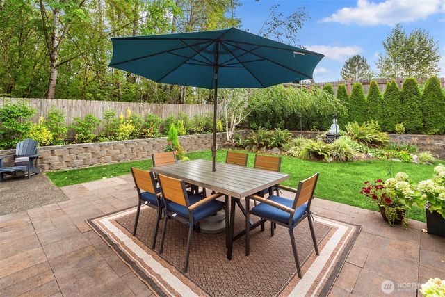 213 245th Place NE, Sammamish, WA 98074