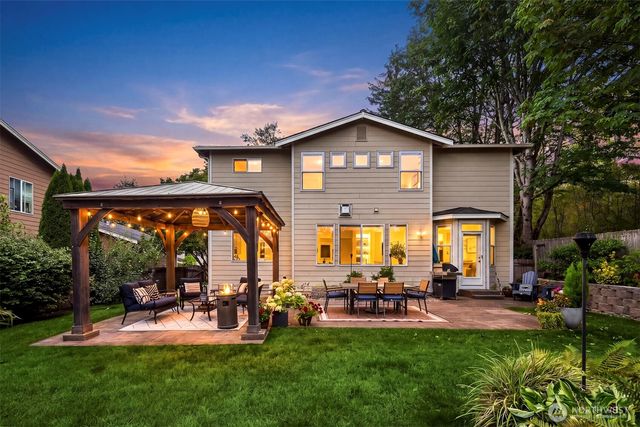 213 245th Place NE, Sammamish, WA 98074