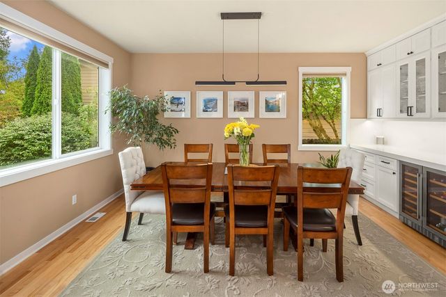213 245th Place NE, Sammamish, WA 98074