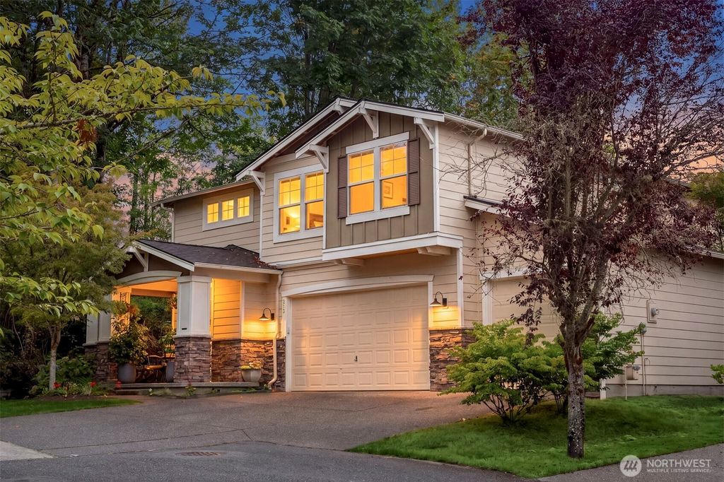 213 245th Place NE, Sammamish, WA 98074