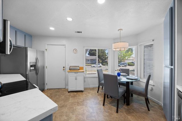 1012 Murre Way, Suisun City, CA 94585