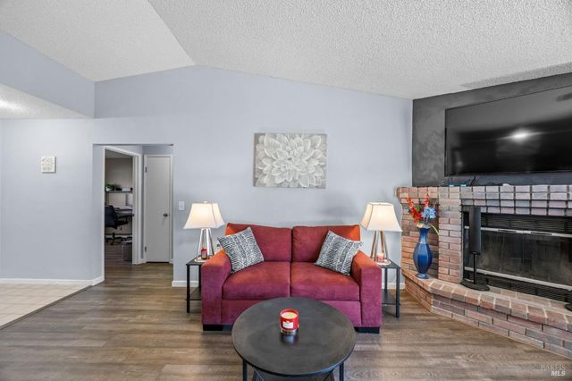 1012 Murre Way, Suisun City, CA 94585