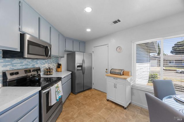 1012 Murre Way, Suisun City, CA 94585