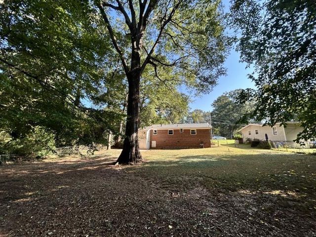 898 Verona Drive, Clarkston, GA 30021