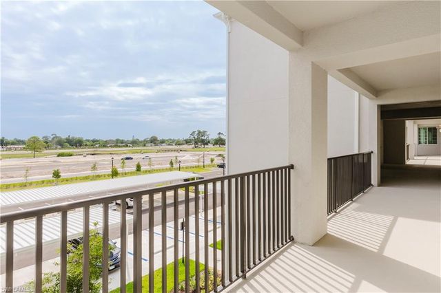 18461 COPPERHEAD CT N 436, Lehigh Acres, FL 33936