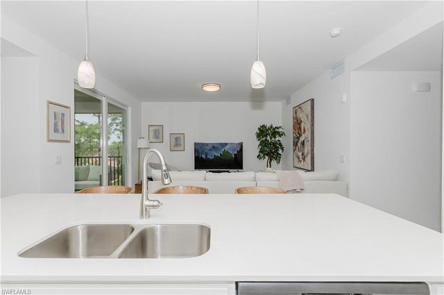 18461 COPPERHEAD CT N 436, Lehigh Acres, FL 33936