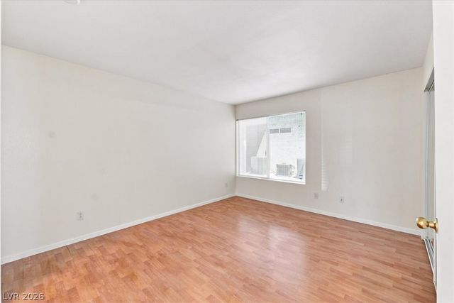8450 Alta Drive 105, Las Vegas, NV 89145