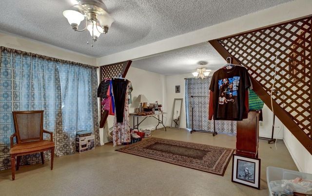 512 Valley ST, San Marcos, TX 78666