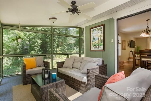 109 Crosswick Lane, Hendersonville, NC 28739