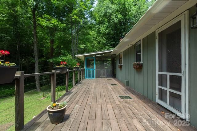 109 Crosswick Lane, Hendersonville, NC 28739