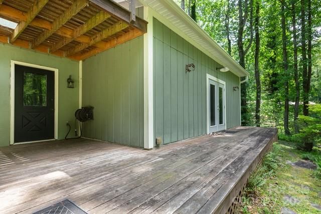 109 Crosswick Lane, Hendersonville, NC 28739