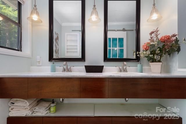 109 Crosswick Lane, Hendersonville, NC 28739