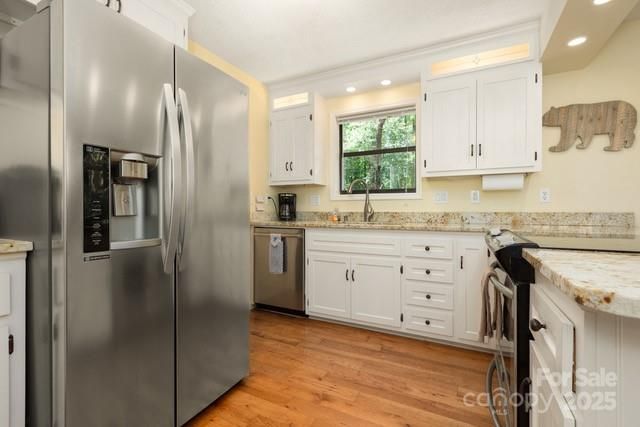 109 Crosswick Lane, Hendersonville, NC 28739