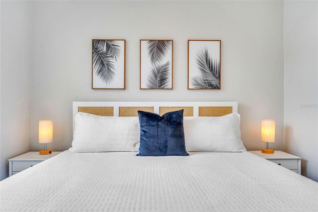 7692 SIR KAUFMANN COURT, Kissimmee, FL 34747