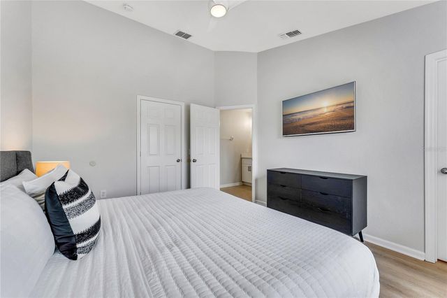 7692 SIR KAUFMANN COURT, Kissimmee, FL 34747