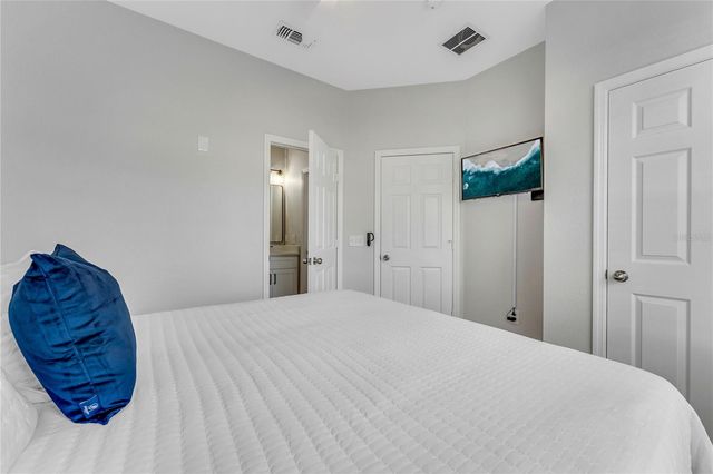 7692 SIR KAUFMANN COURT, Kissimmee, FL 34747