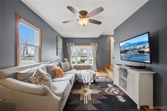 12 Colvinhurst Drive, Tonawanda, NY 14223