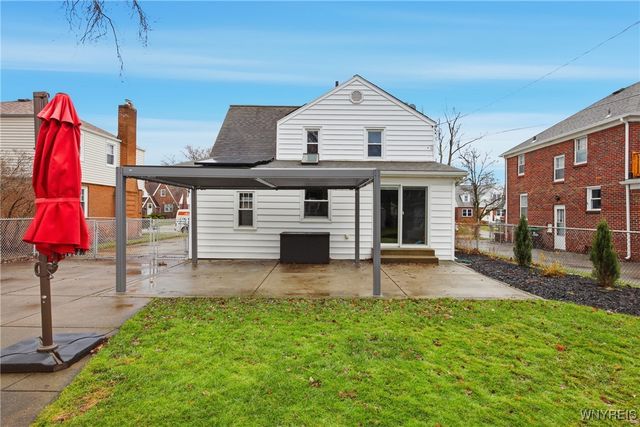 12 Colvinhurst Drive, Tonawanda, NY 14223