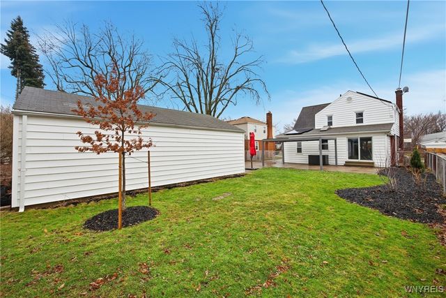 12 Colvinhurst Drive, Tonawanda, NY 14223