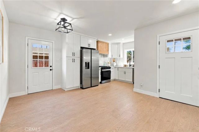 2435 Gale Ave, Long Beach, CA 90810