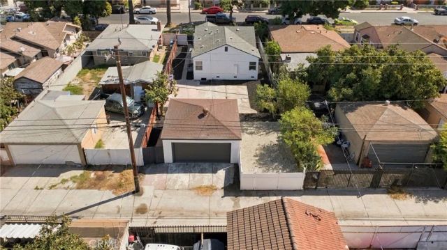 2435 Gale Ave, Long Beach, CA 90810
