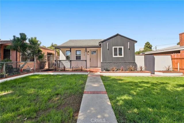 2435 Gale Ave, Long Beach, CA 90810