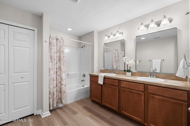 3680G CRESWICK Circle G, Orange Park, FL 32065