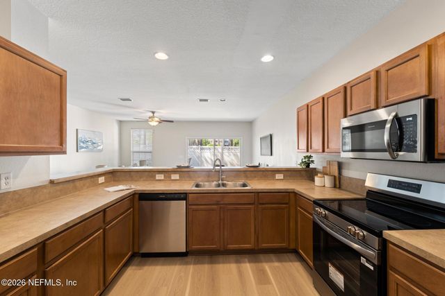 3680G CRESWICK Circle G, Orange Park, FL 32065