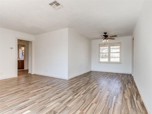 633 E Frolich Drive, Midwest City, OK 73110