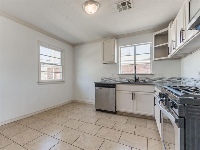 633 E Frolich Drive, Midwest City, OK 73110