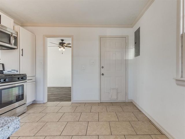 633 E Frolich Drive, Midwest City, OK 73110