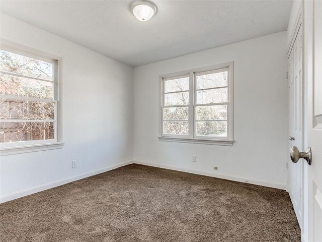 633 E Frolich Drive, Midwest City, OK 73110