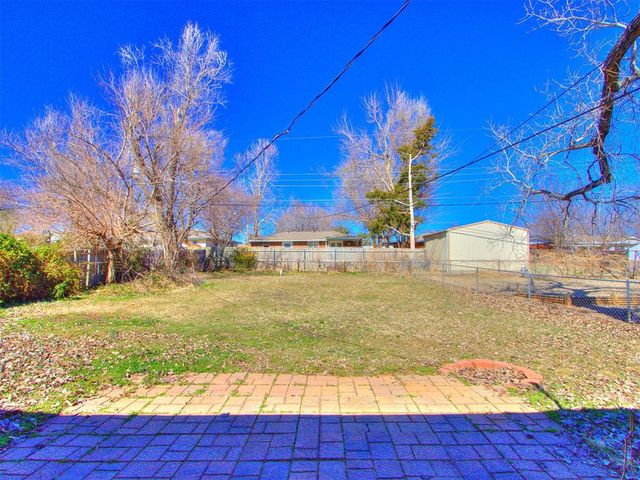 633 E Frolich Drive, Midwest City, OK 73110