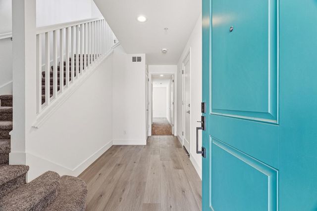 102 Skyline Vista Way, Watsonville, CA 95076