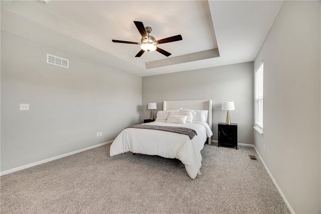 605 Foxglove Lane, Raymore, MO 64083