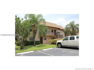 10437 NW 11th Street 202, Pembroke Pines, FL 33026