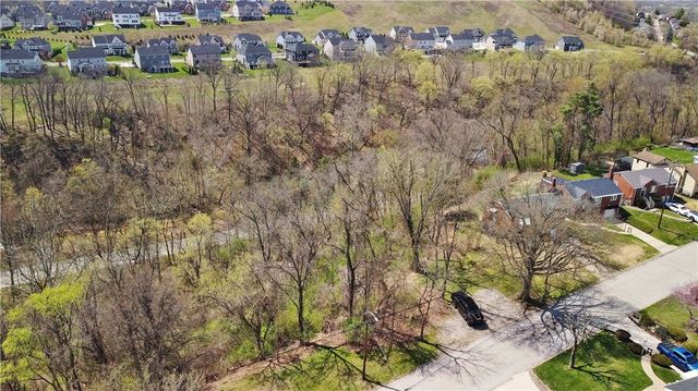 000 Bower Hill Rd, Upper St. Clair, PA 15241