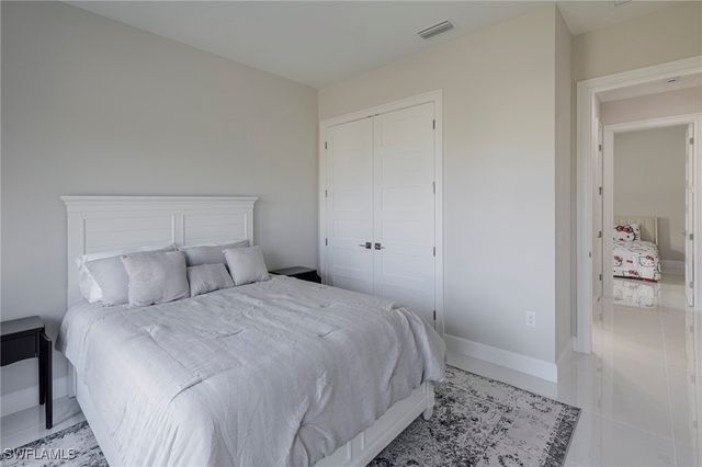 8982 Gustavia CT, Naples, FL 34113