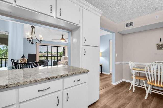 2523 PINE RIDGE WAY S C2, Palm Harbor, FL 34684